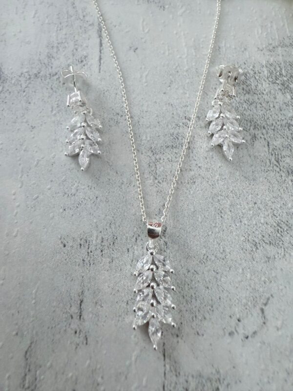 White Leaves Plata